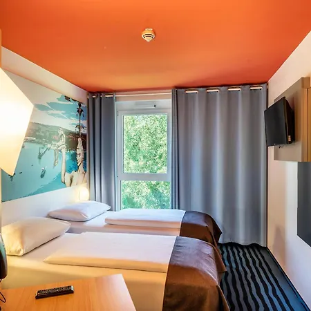 Szálloda B&B Hotel Konstanz